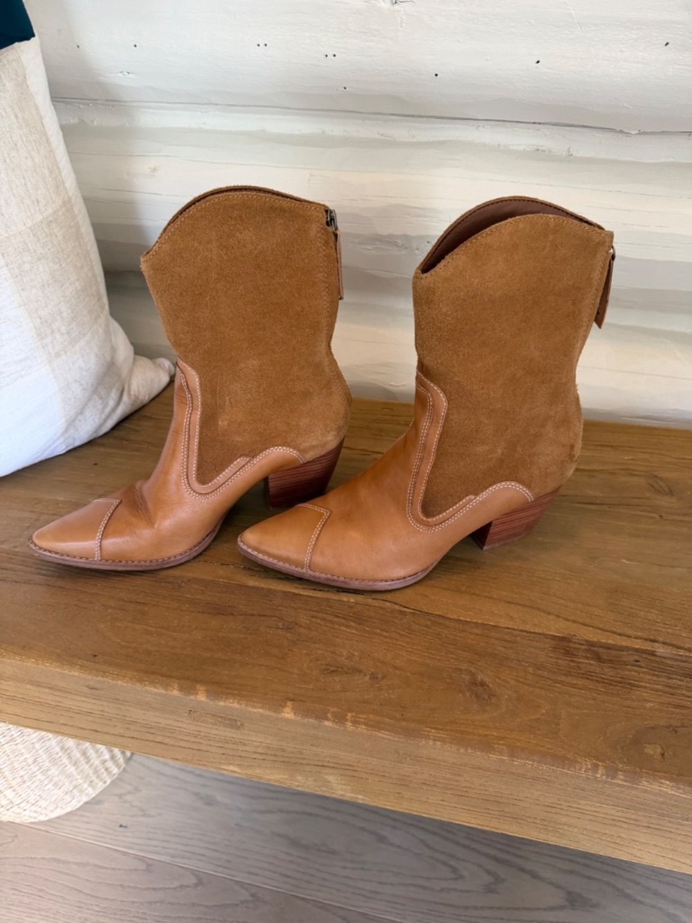 Matisse Craven Bootie Honey - Picture 2 of 5